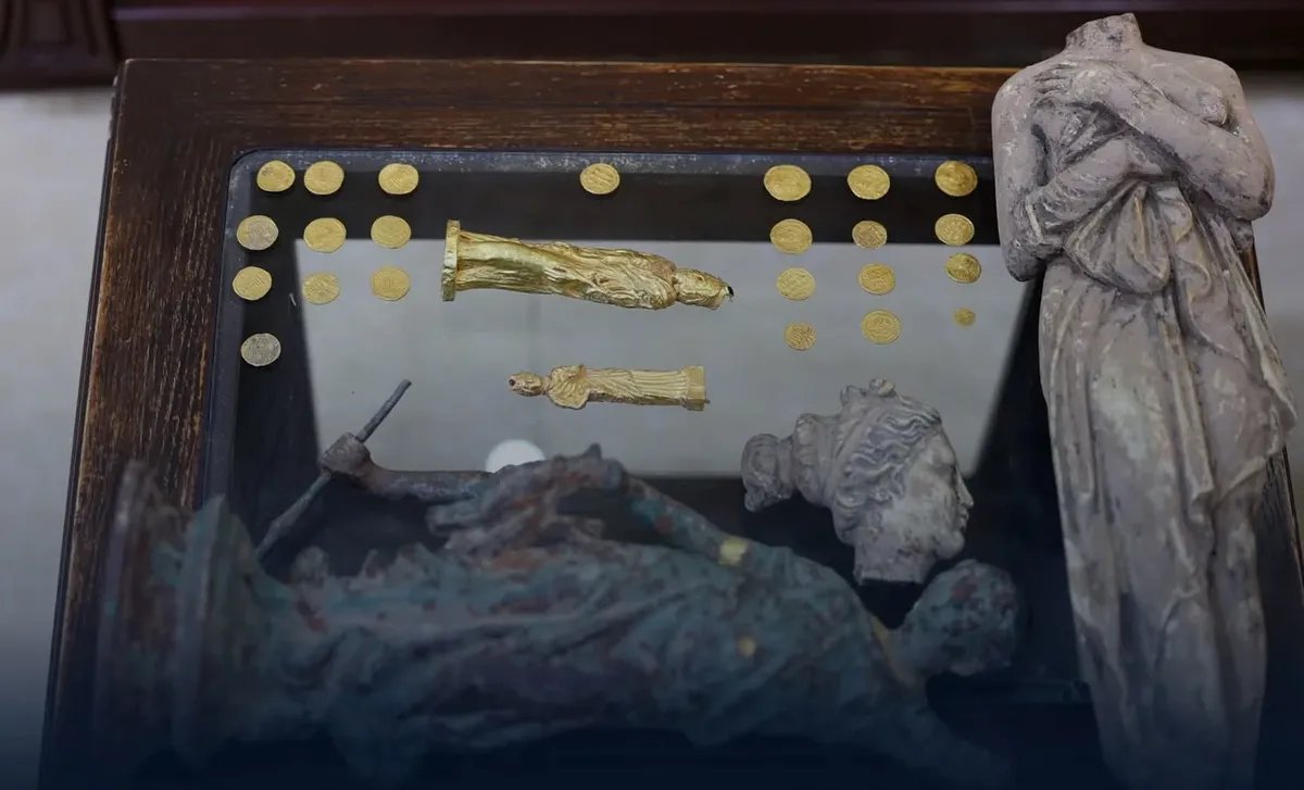 القبض على شبكة تهريب آثار ثمينة في ريف دمشق