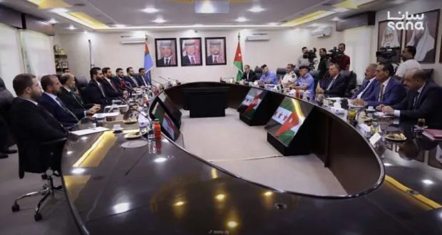 الداخلية السورية والأردنية تبحثان تعزيز التعاون الأمني في عمان