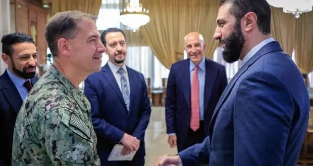 بين دمشق وقسد: تصعيدات متبادلة تليها فترة هدوء حذر في ظل صراع مستمر على السلطة والنفوذ