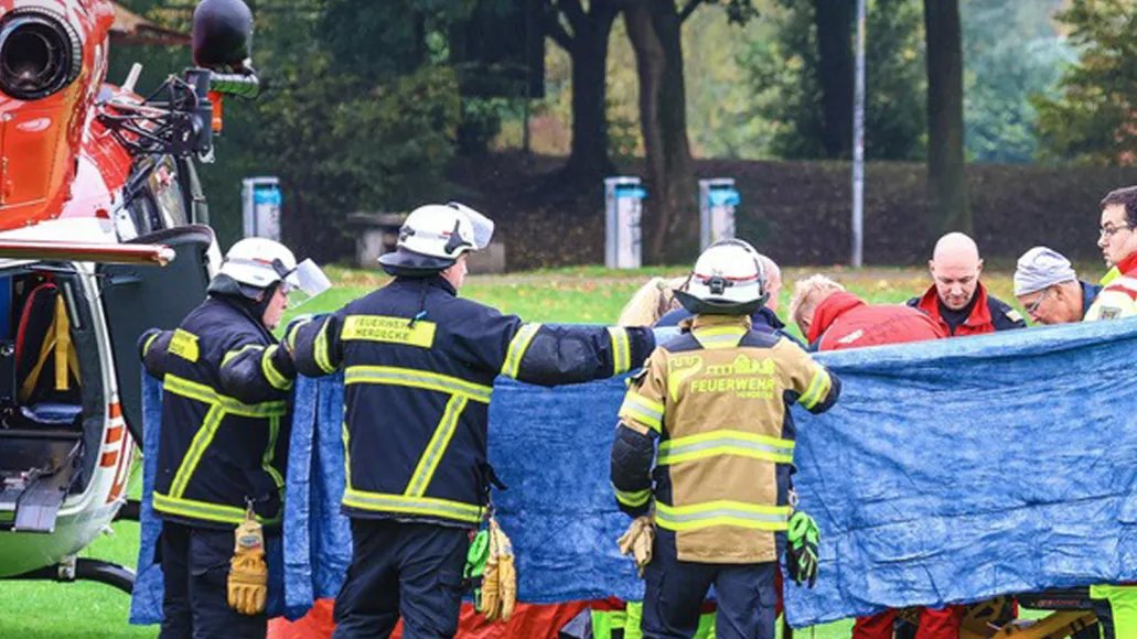 صدمة في ألمانيا: هجوم بسكين يستهدف رئيسة بلدية هيردِكه المنتخبة