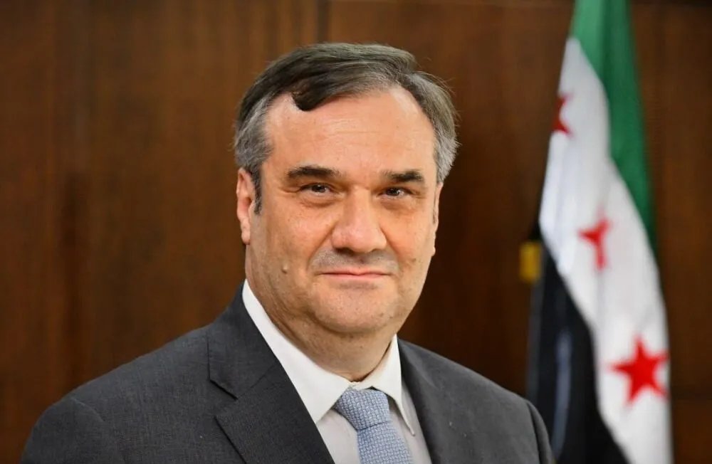 مصرف سوريا المركزي يكشف عن عملة جديدة بست فئات بتصميم عصري