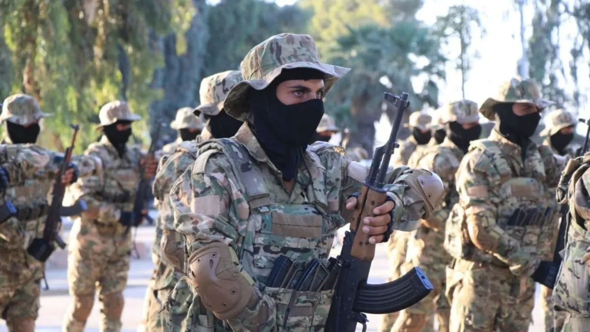 الشبكة السورية لحقوق الإنسان تدين حملات التجنيد القسري التي تشنها "قسد" في الرقة ودير الزور