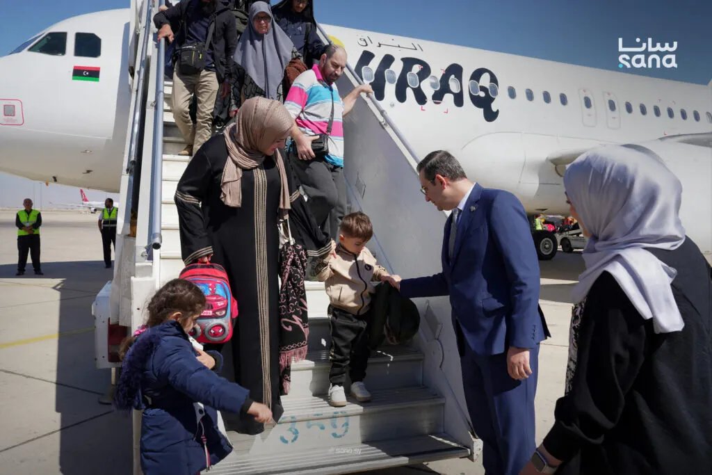 عودة مواطنين سوريين من ليبيا بجهود وزارة الخارجية والمغتربين