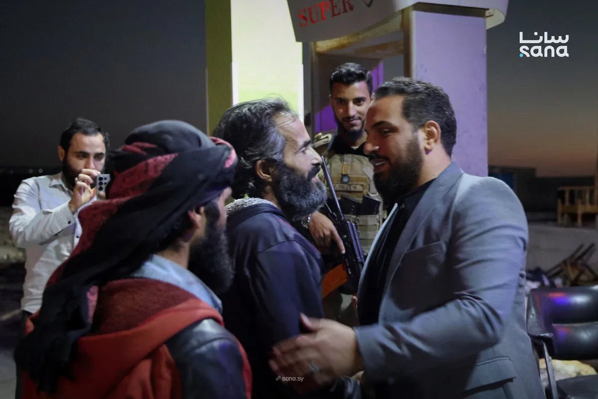 السويداء: الداخلية تؤمن وصول الدفعة الرابعة من عوائل عشائر البدو