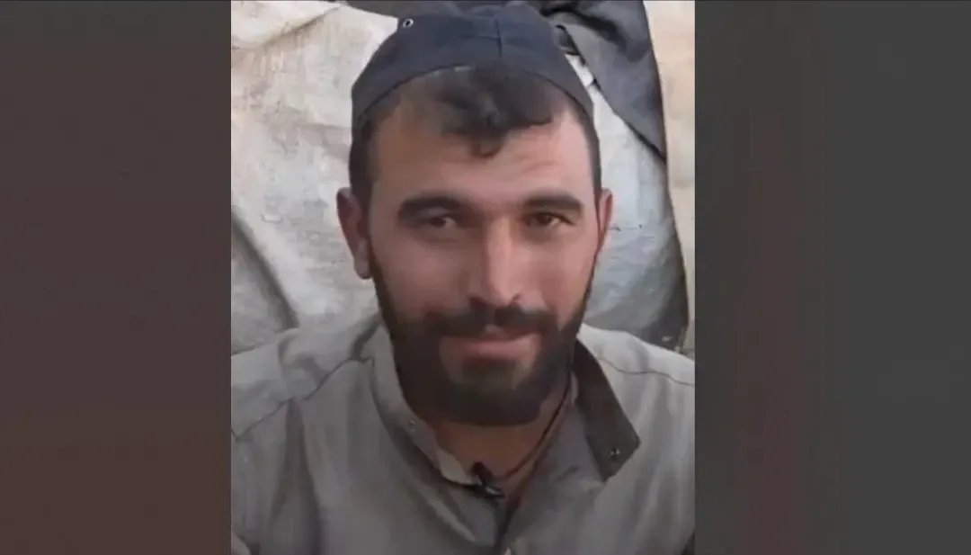 شاب سوري من إدلب يتحدى الفقر بالأمانة ويعيد 112 ألف دولار وذهبًا لأصحابه