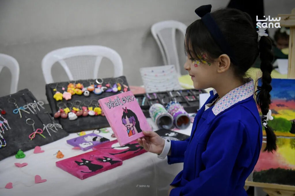 معرض جديدة الوادي: المرأة الريفية تتألق بإبداعات فنية ومشغولات يدوية