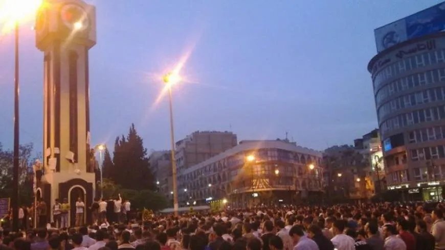 بعد 14 عامًا: كيف قمع نظام الأسد بوحشية اعتصام الساعة في حمص؟
