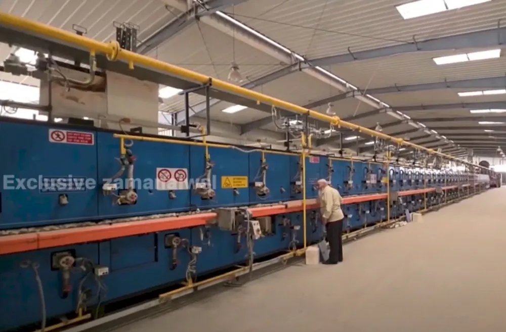 إغلاق "إندستري سيسكو" للسيراميك يُنذر بتشريد 350 عاملًا سوريًّا بسبب ارتفاع التكاليف