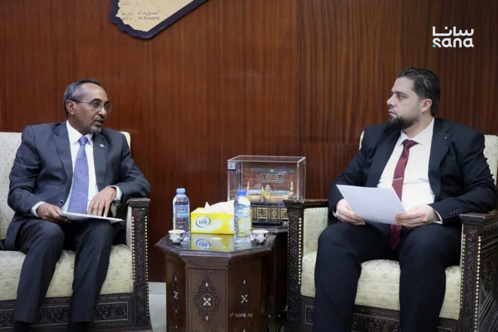 سوريا والصومال تتطلعان لتعزيز التعاون في قطاعات البناء والإسكان والاستثمار