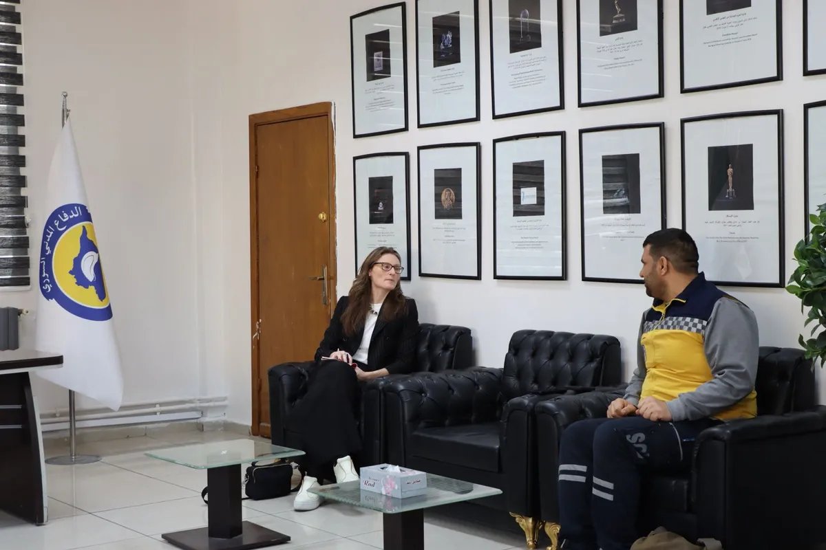 بريطانيا تعلن عن دعم تجاوز 62 مليون جنيه إسترليني للسوريين منذ سقوط نظام الأسد وتؤكد استمرار جهودها للحل السياسي