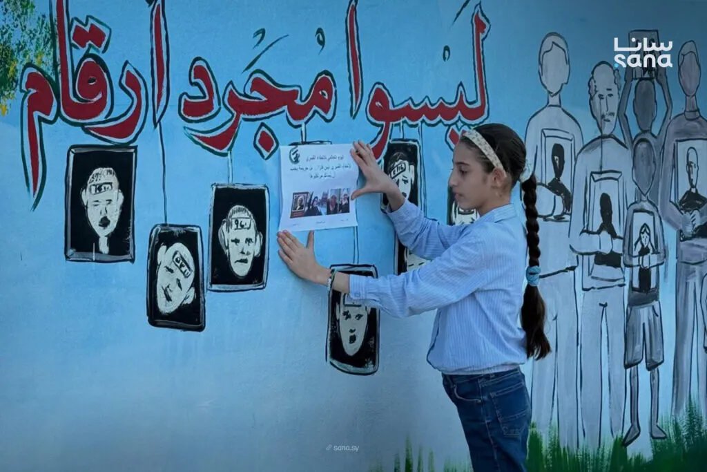 بلال شوربة: جداريات تحكي قصة الثورة السورية بالألوان من قلب الركام