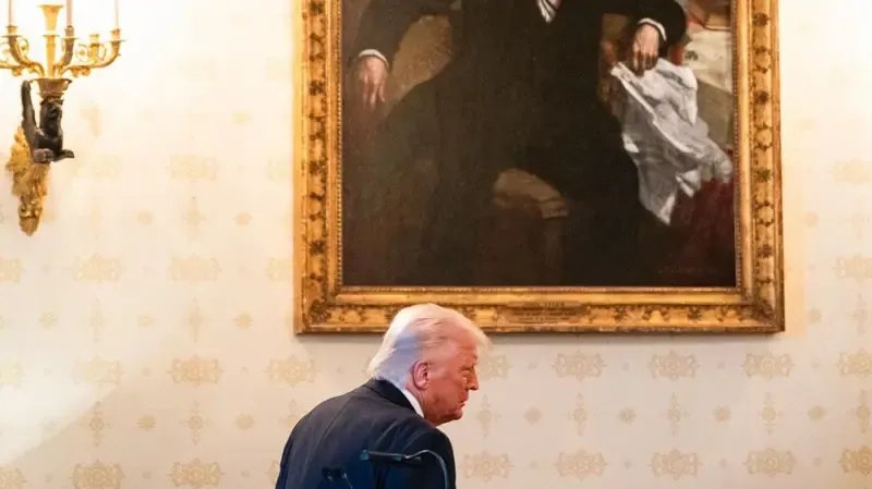 نيويورك تايمز تحذر: هل يحتاج الأمريكيون لحماية بلادهم من رئيسهم ترامب؟