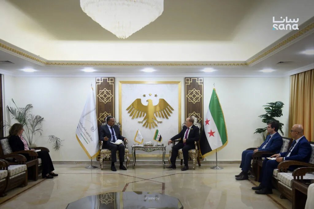 وزير التعليم العالي السوري يبحث مع السفير السوداني تعزيز التعاون العلمي وتبادل المنح الدراسية