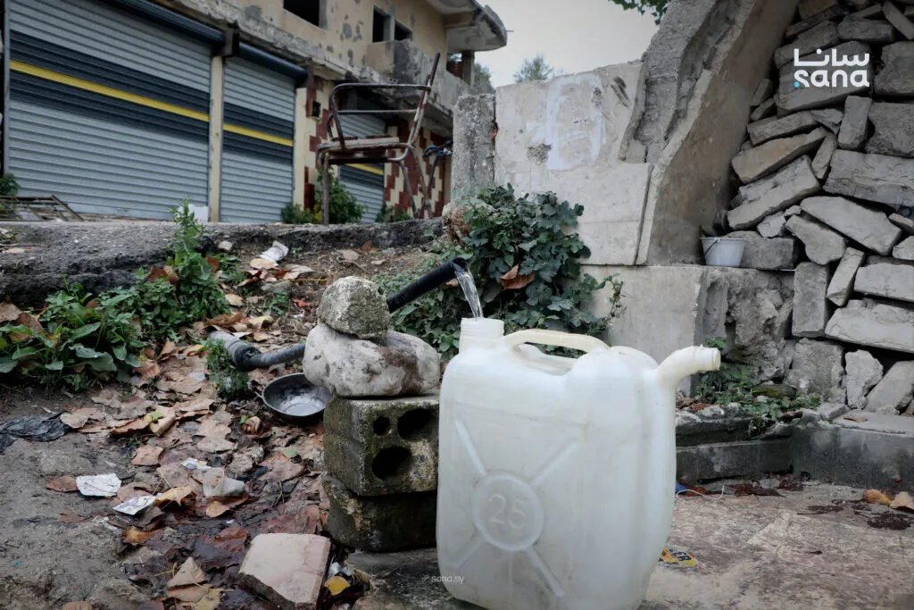 اللاذقية: جهود مكثفة لمعالجة نقص المياه في قرى جبل الأكراد وتأمين احتياجات الأهالي