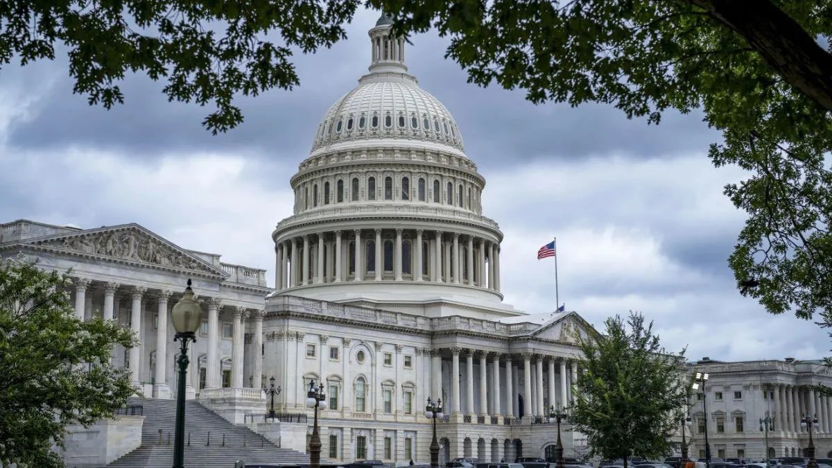 مجلس الشيوخ الأمريكي يوافق على إلغاء قانون قيصر المثير للجدل