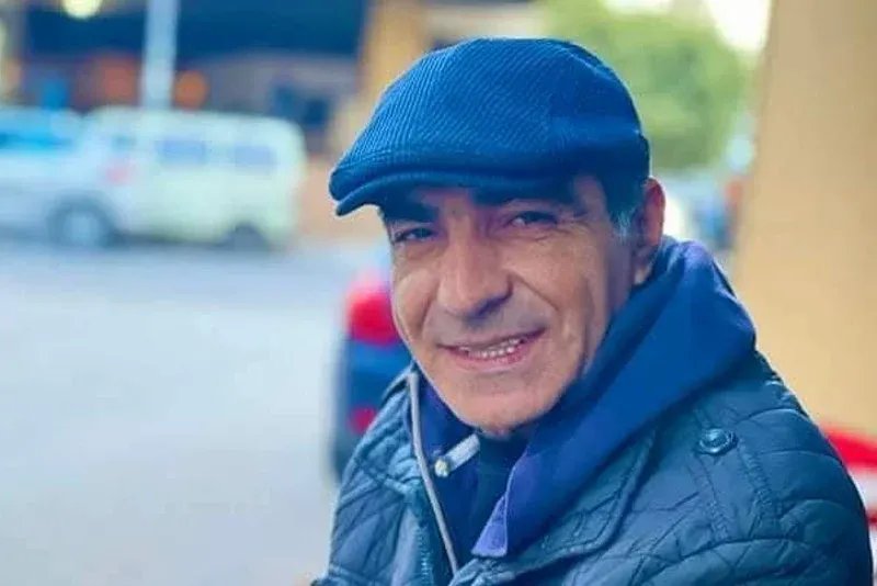 اعتداء مروع: إحراق فنان مغربي في الحسيمة يصارع الموت