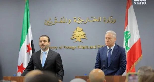 وزير الخارجية السوري يؤكد من بيروت على الاحترام المتبادل والرغبة في تجاوز أخطاء الماضي مع لبنان