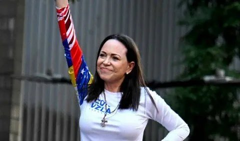 جائزة نوبل للسلام تمنح للمعارضة الفنزويلية ماريا كورينا ماتشادو وسط انتقادات من البيت الأبيض