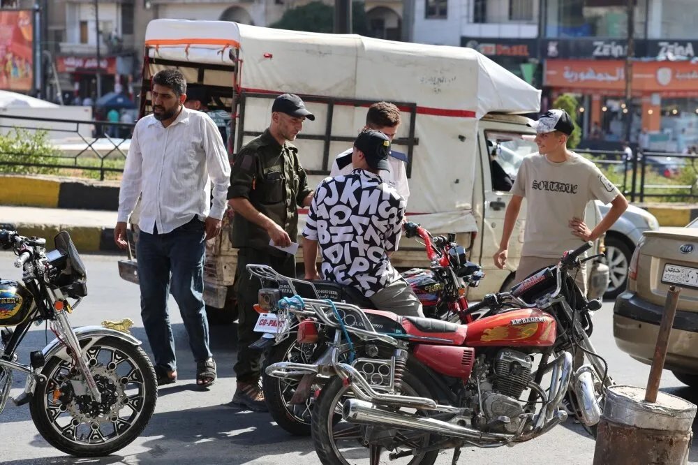 حمص: مطالب شعبية بمنع الدراجات النارية مؤقتًا للحد من الحوادث والفوضى