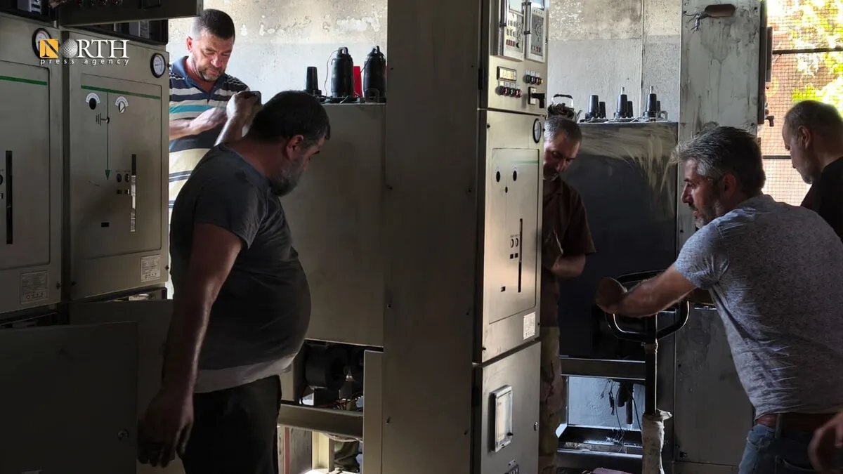 مسؤول كهرباء اللاذقية: جهود مكثفة لإعادة التيار إلى مناطق جبلة بعد انقطاع استمر أسبوعاً