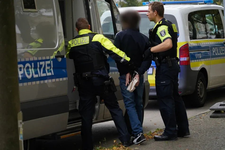 برلين: اعتقال مراهق ورجل في فندق بشبهة الخطف والابتزاز