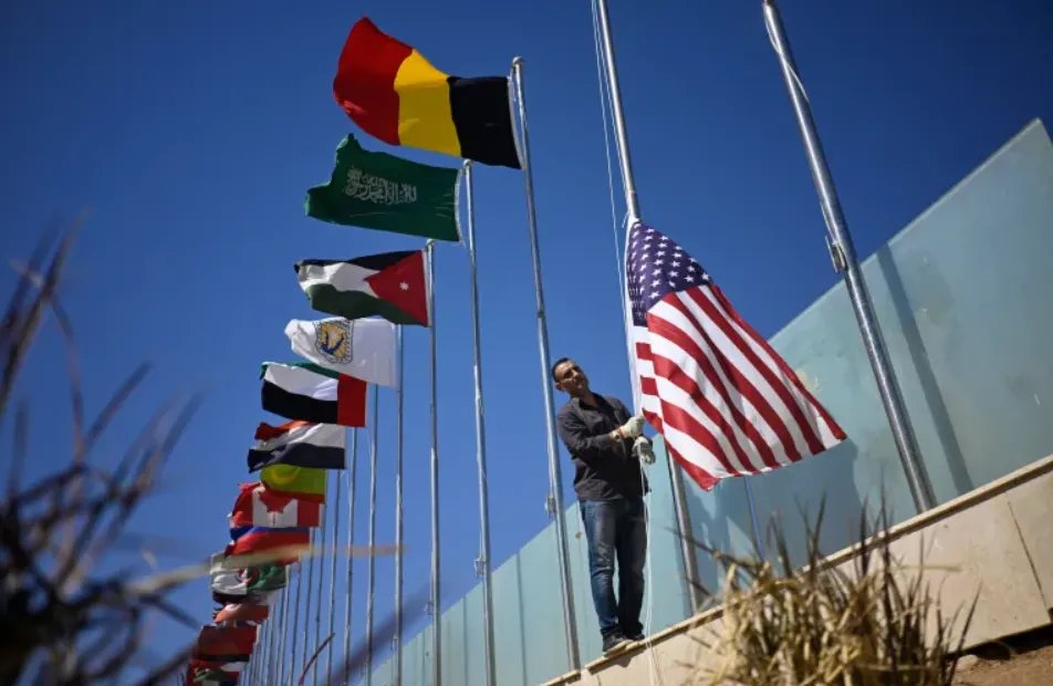 قمة شرم الشيخ للسلام: السيسي وترامب يقودان جهود إنهاء حرب غزة بمشاركة 20 دولة