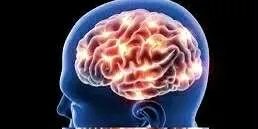 تحذير: 10 عادات يومية تدمر صحة دماغك.. تجنبها!