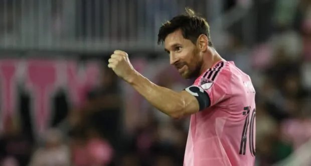 ميسي يتألق بثنائية ويتربع على عرش هدافي الدوري الأمريكي