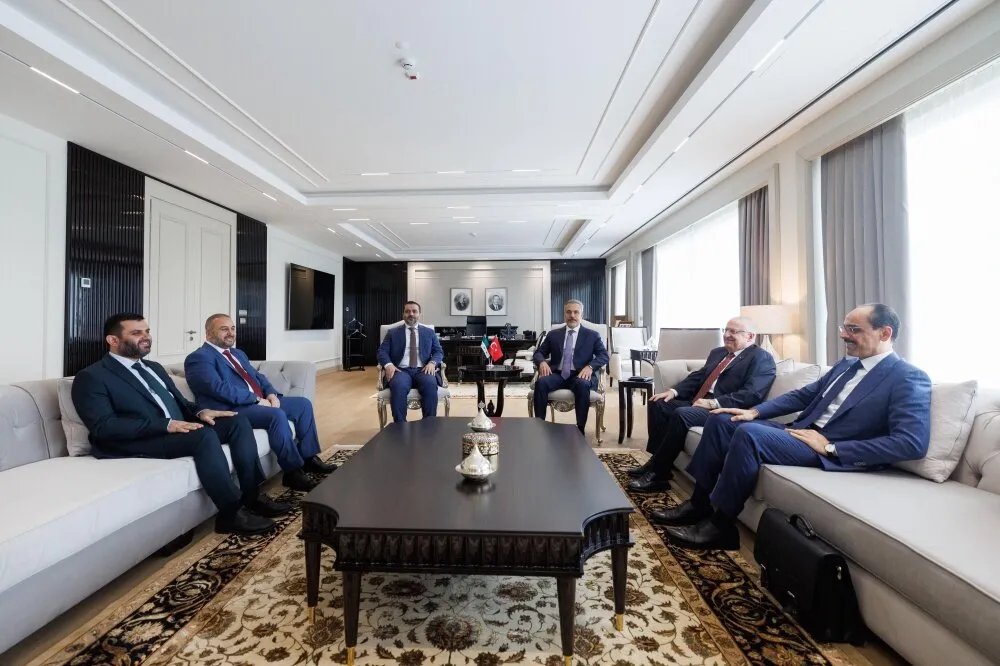 أنقرة تستضيف اجتماعاً رفيع المستوى بين تركيا وسوريا لبحث التطورات الأمنية