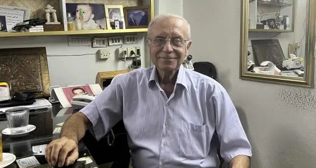 الدكتور محمد حاج صالح: رائد طب العيون والأدب في طرطوس والساحل السوري