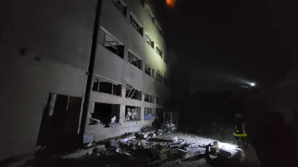 مأساة في مطحنة السبينة: مصرع ثلاثة عمال بسبب انفجار غباري نتيجة الإهمال