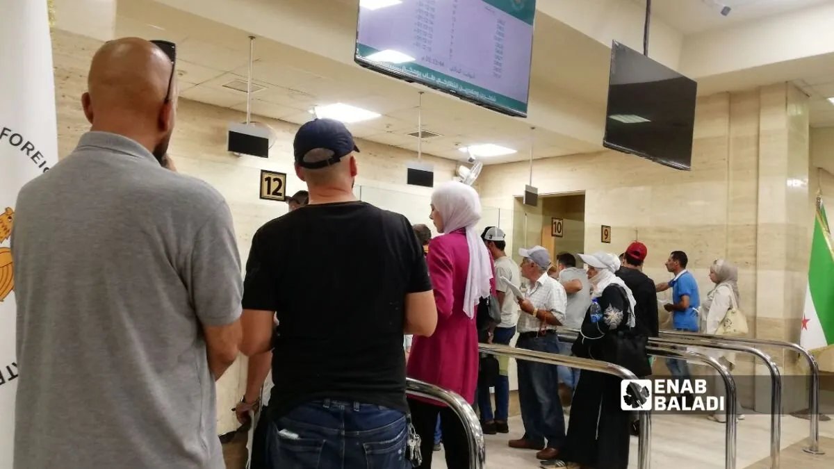 الخارجية السورية تعلن عن افتتاح مكاتب قنصلية جديدة في إدلب ودير الزور وتحديث الخدمات في اسطنبول