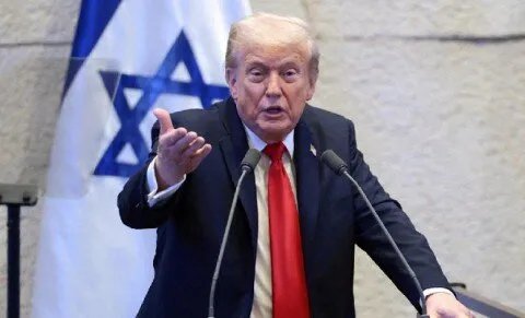 ترامب من أمام الكنيست: يدعو الفلسطينيين للتخلي عن "الإرهاب" ويقترح العفو عن نتنياهو