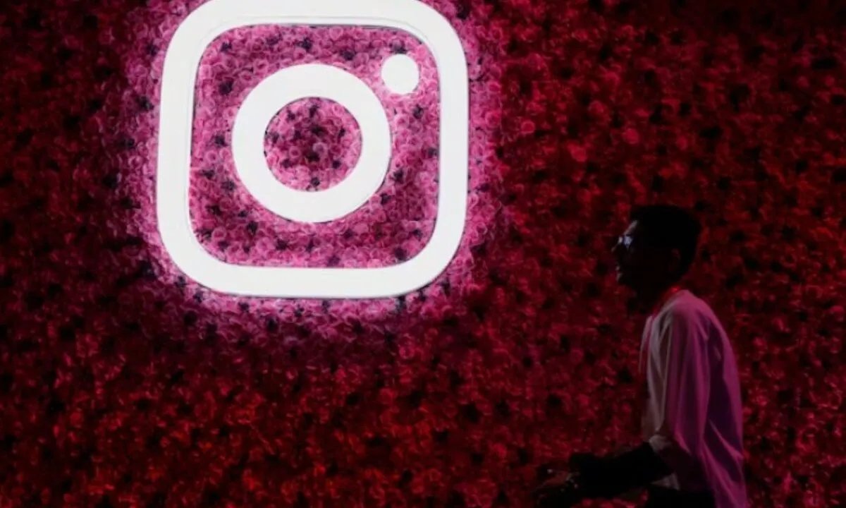 آدم موسيري ينفي: إنستجرام لا يتجسس على محادثاتكم لتوجيه الإعلانات