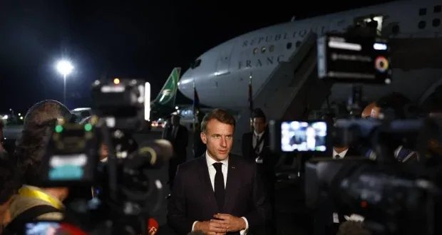 ماكرون يحذر من تصاعد الهجمات الإرهابية وزعزعة الاستقرار رغم اتفاق غزة