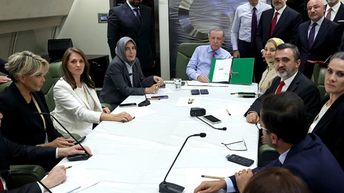 أردوغان يكشف عن اتصالات مع سوريا ويؤكد: دمج "قسد" يخدم التنمية