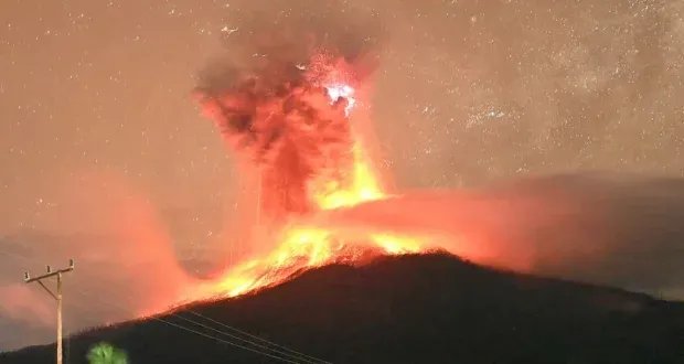 إندونيسيا: بركان ليوتوبي لاكي-لاكي يثير الذعر ويصل إلى أعلى مستوى إنذار