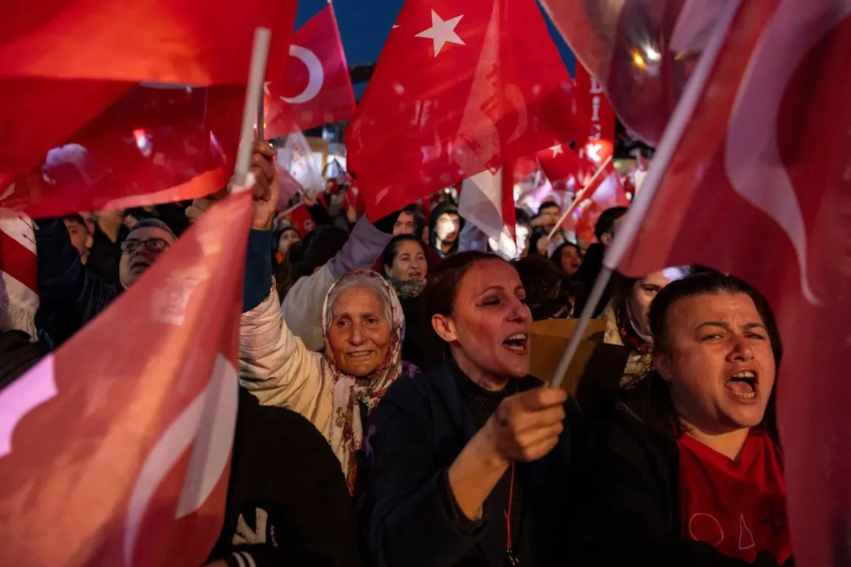 شهر بعد توقيف إمام أوغلو: احتجاجات الشباب تهز أركان حكم أردوغان في تركيا