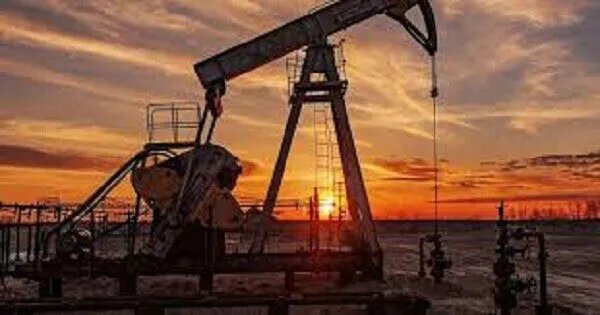 ارتفاع أسعار النفط بعد تصريحات ترامب حول وقف الهند شراء النفط الروسي