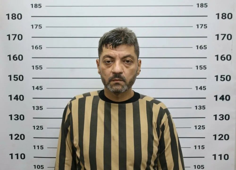 القبض على نمير الأسد وعصابته في اللاذقية بتهم خطيرة تشمل القتل والإرهاب