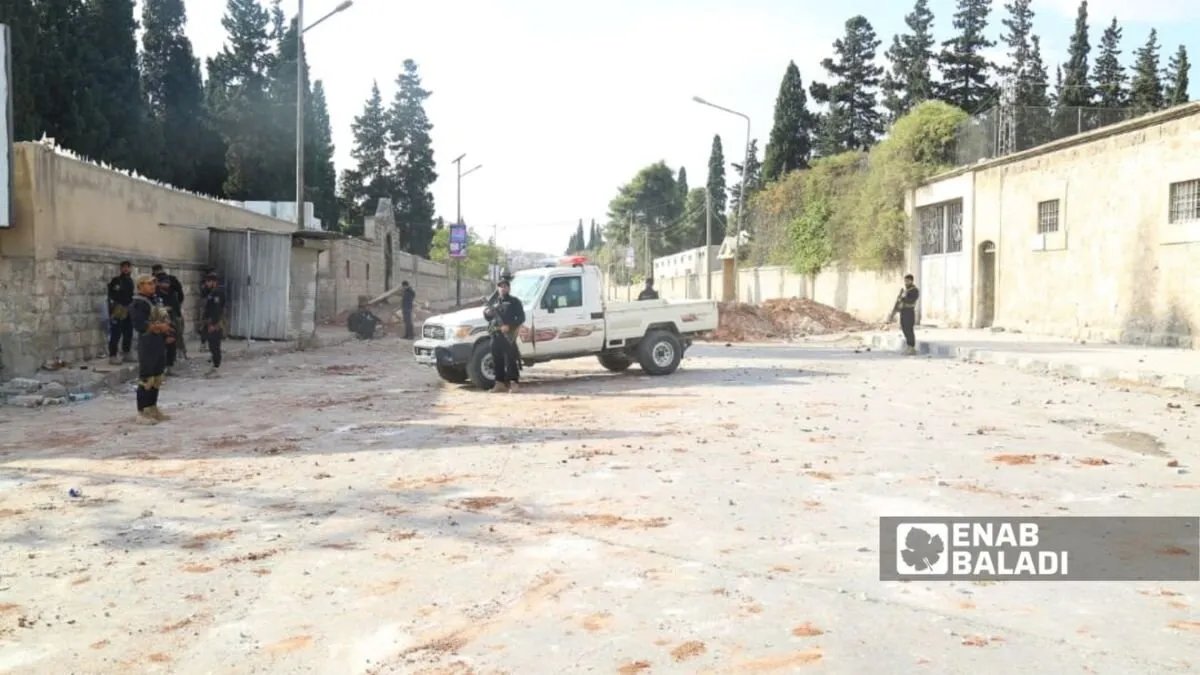 تصاعد التوتر في دير حافر: اشتباكات متقطعة بين قوات الحكومة و"قسد" تهدد الاستقرار