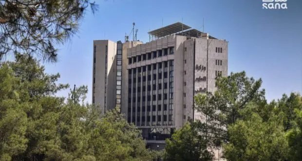 وزارة التعليم العالي السورية تحدد مواعيد التحويل المتماثل بين الكليات التطبيقية وغير التطبيقية للعام الدراسي 2025-2026
