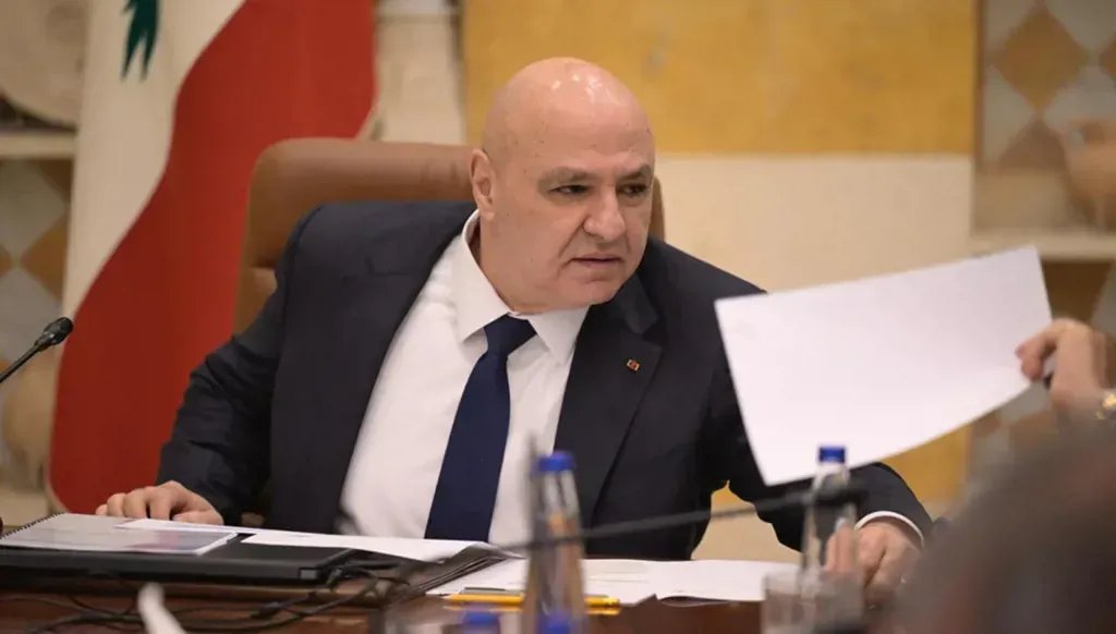 الرئيس اللبناني يدين الغارات الإسرائيلية على الجنوب ويصفها بسياسة ممنهجة