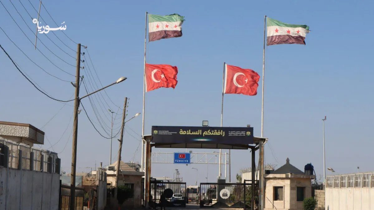اتفاق الترانزيت السوري التركي: تسهيلات مرورية وتجارية وتحسين للبنية التحتية للمعابر