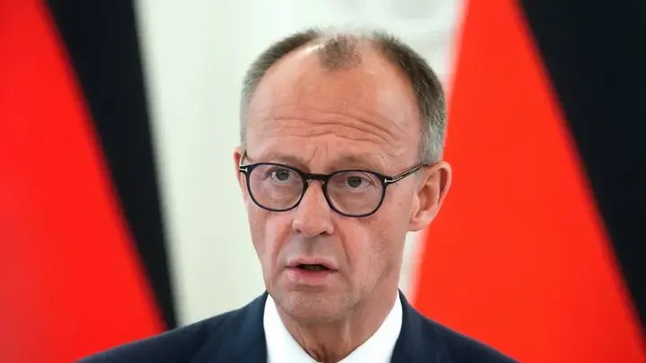 مستشار ألمانيا يحث الاتحاد الأوروبي على تقديم قرض ضخم لأوكرانيا بقيمة 140 مليار يورو