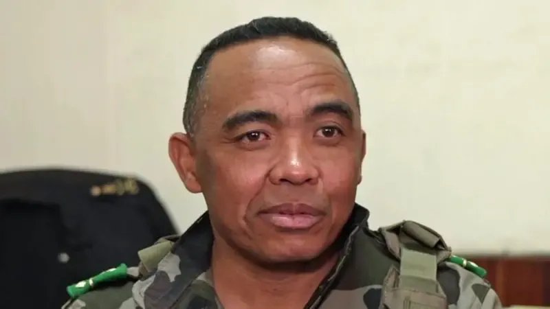 من زنزانة السجن إلى القصر الرئاسي: قصة صعود الحاكم العسكري الجديد في مدغشقر