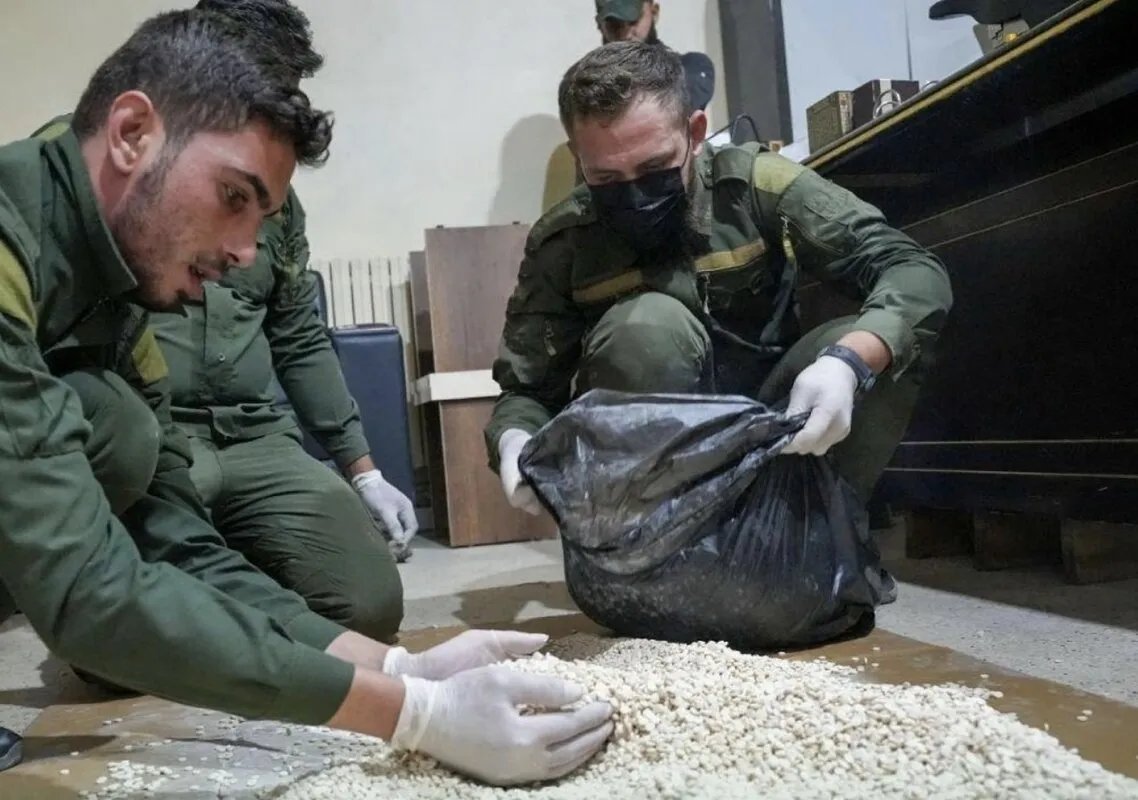 إحباط تهريب ضخم للكبتاغون في معبر جديدة يابوس: هيئة المعابر تكشف التفاصيل