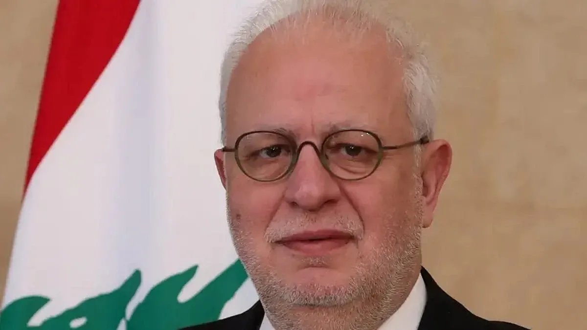 عرقلة حل ملف المعتقلين السوريين في لبنان: اتهامات لوزير العدل بمحاباة حزب الله