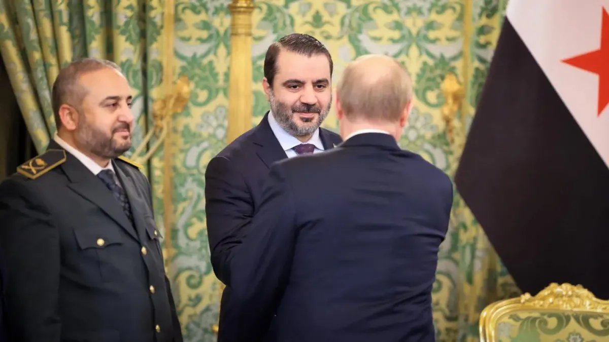 وزير الخارجية السوري يكشف عن مفاوضات حول القواعد الروسية ورغبة دمشق في اتفاق أمني مع إسرائيل