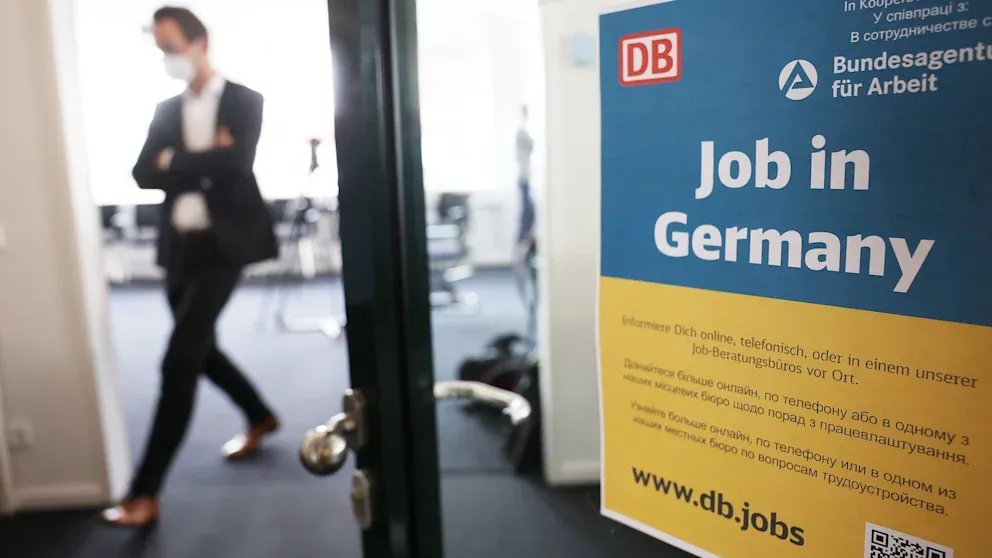 ألمانيا تستقبل تدفقًا متزايدًا للشباب الأوكراني: هل تتوقف الإعانات المالية قريبًا؟